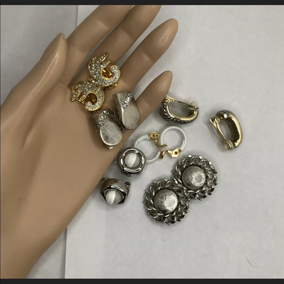 Vintage Clip On Earrings bundle 6 Pairs All good - Picture 8 of 11